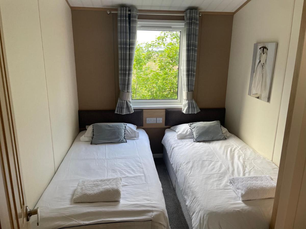 Immaculate 3-Bed Lodge In Otley 奥特利 外观 照片